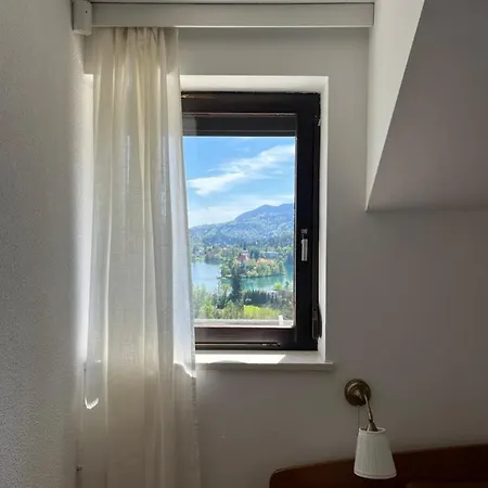 Pensionat Lakeview &