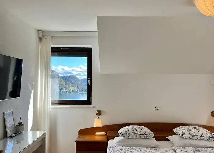 Hiša za goste Lakeview &